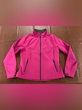 L.L. Bean Women’s Fushia Pathfinder Soft Shell Jacket - Size Large